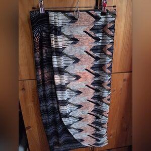 Maeve By Anthropologie  Chevron Midi Skirt in Navy & Pink Size Small
